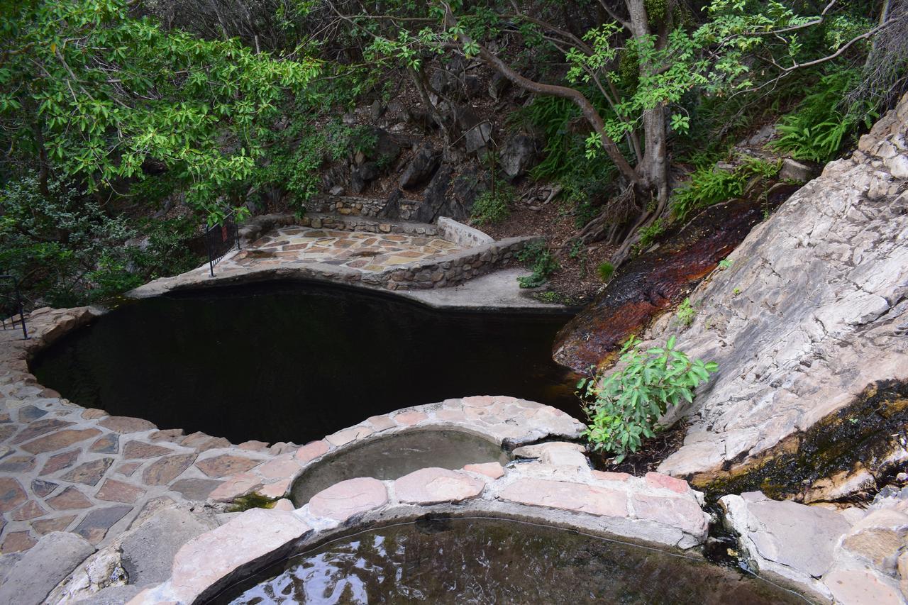 The Baths Natural Hot Springs 시트러스달 외부 사진